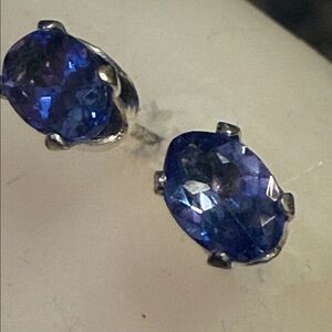 Tanzanite oval earrings